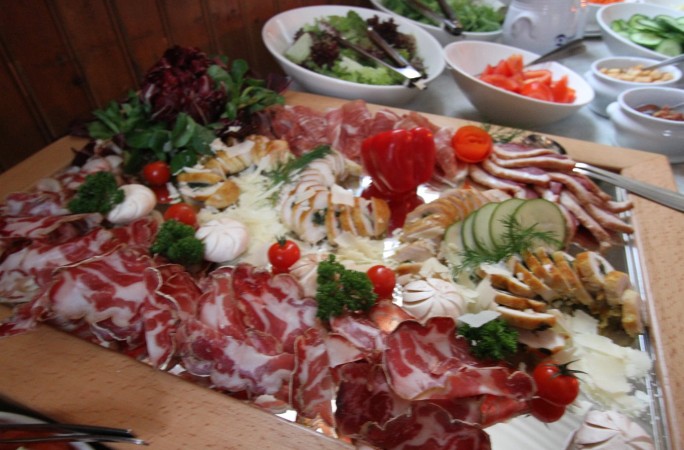 Rezepte Für Warmes Und Kaltes Buffet Kaltes und warmes Buffet | Landgasthaus Partyservice Böß